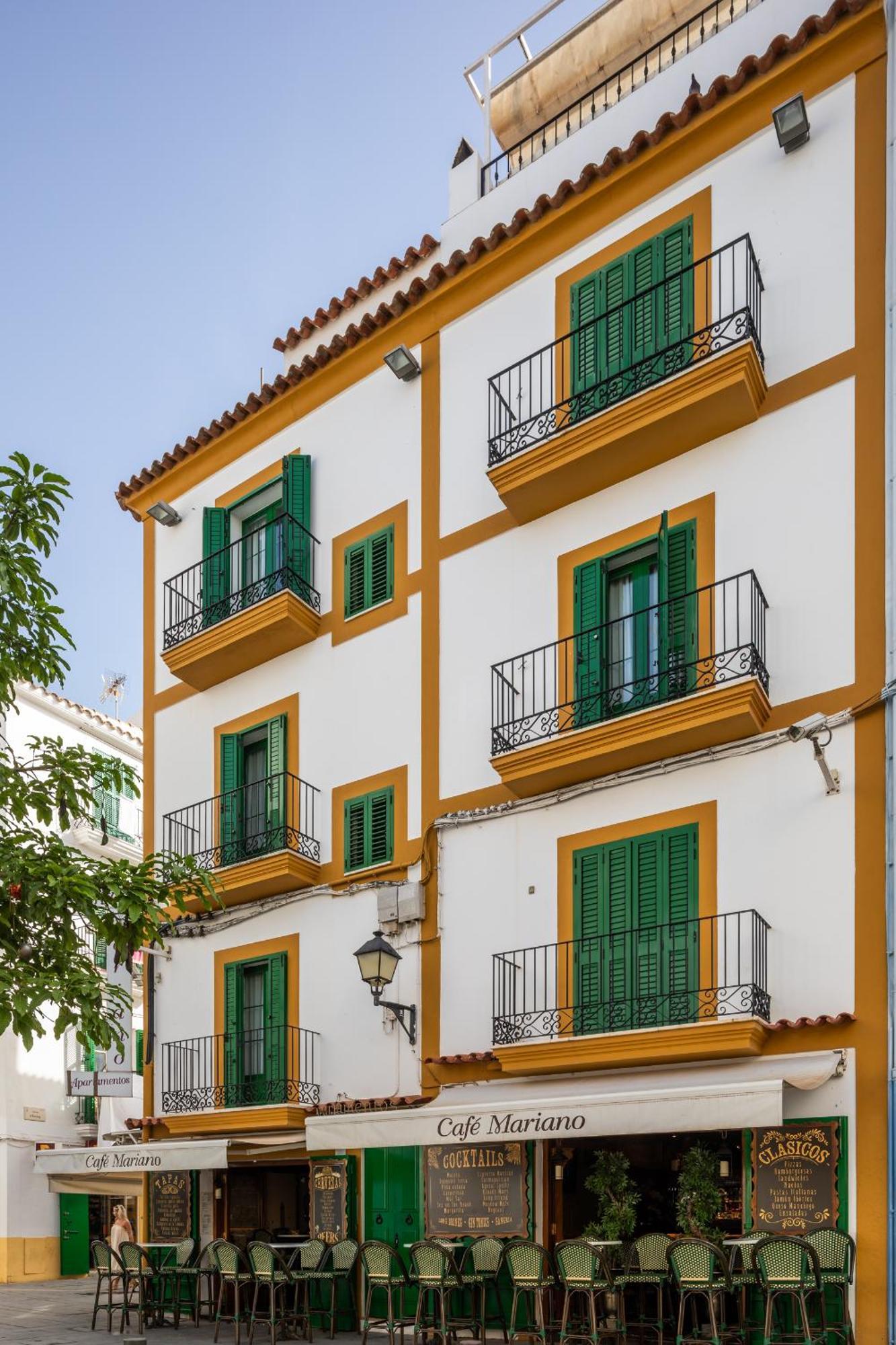 Mariano * Ibiza Town
