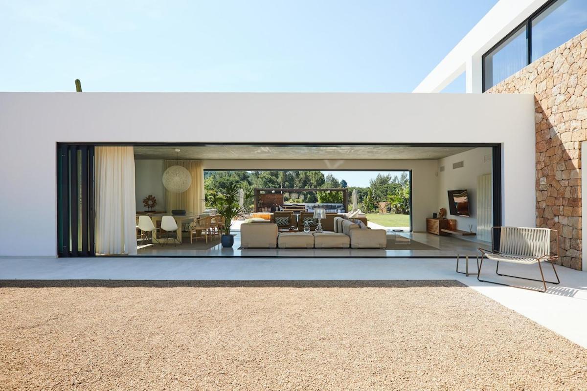 Villa Pep De Sa Guaita Amaizing Design & Outdoor Area 10 Minutes From Beaches Calm Area *
