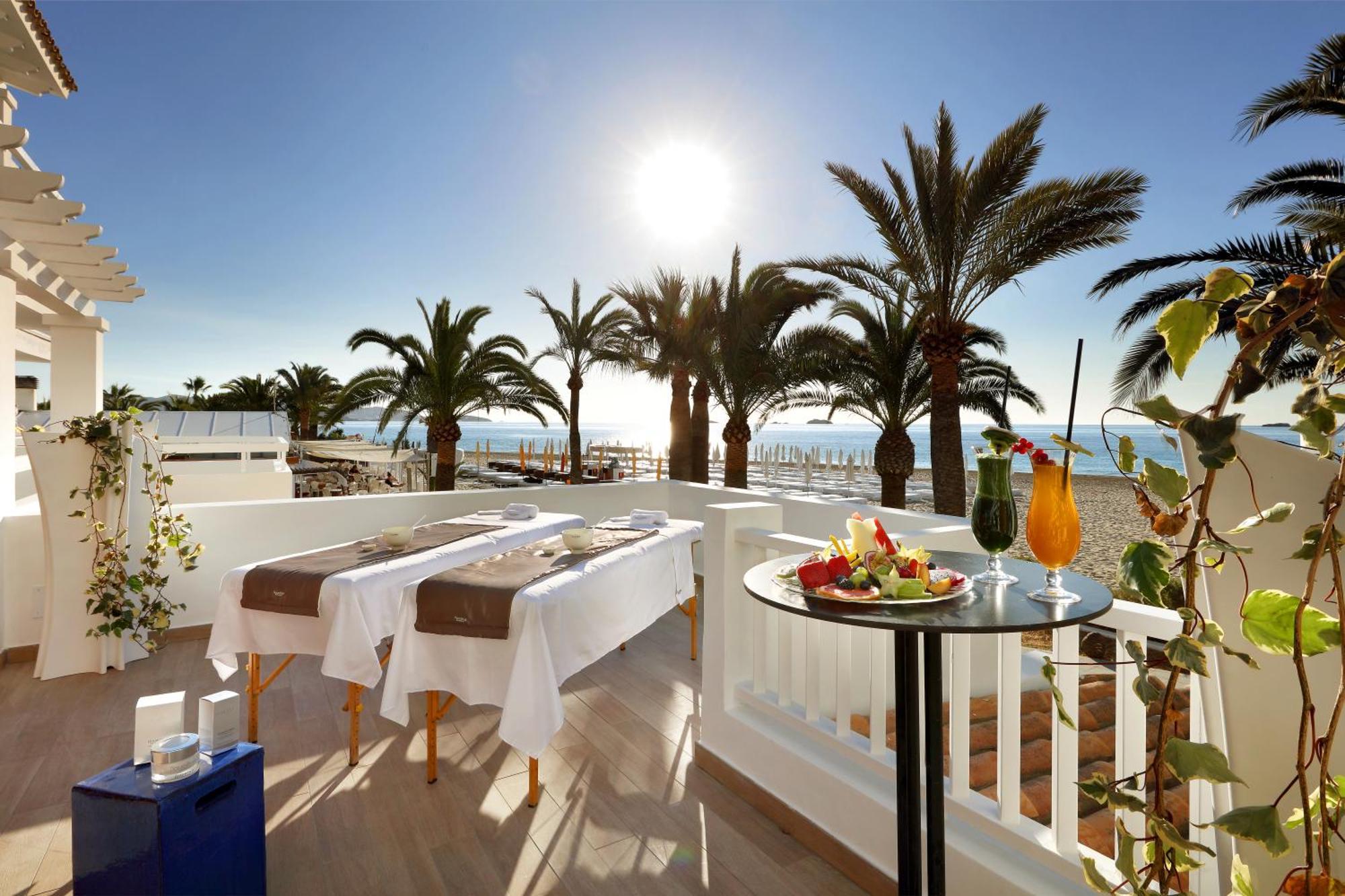 Hotel Ushuaia Ibiza - Adults Only - Club Entrance Included