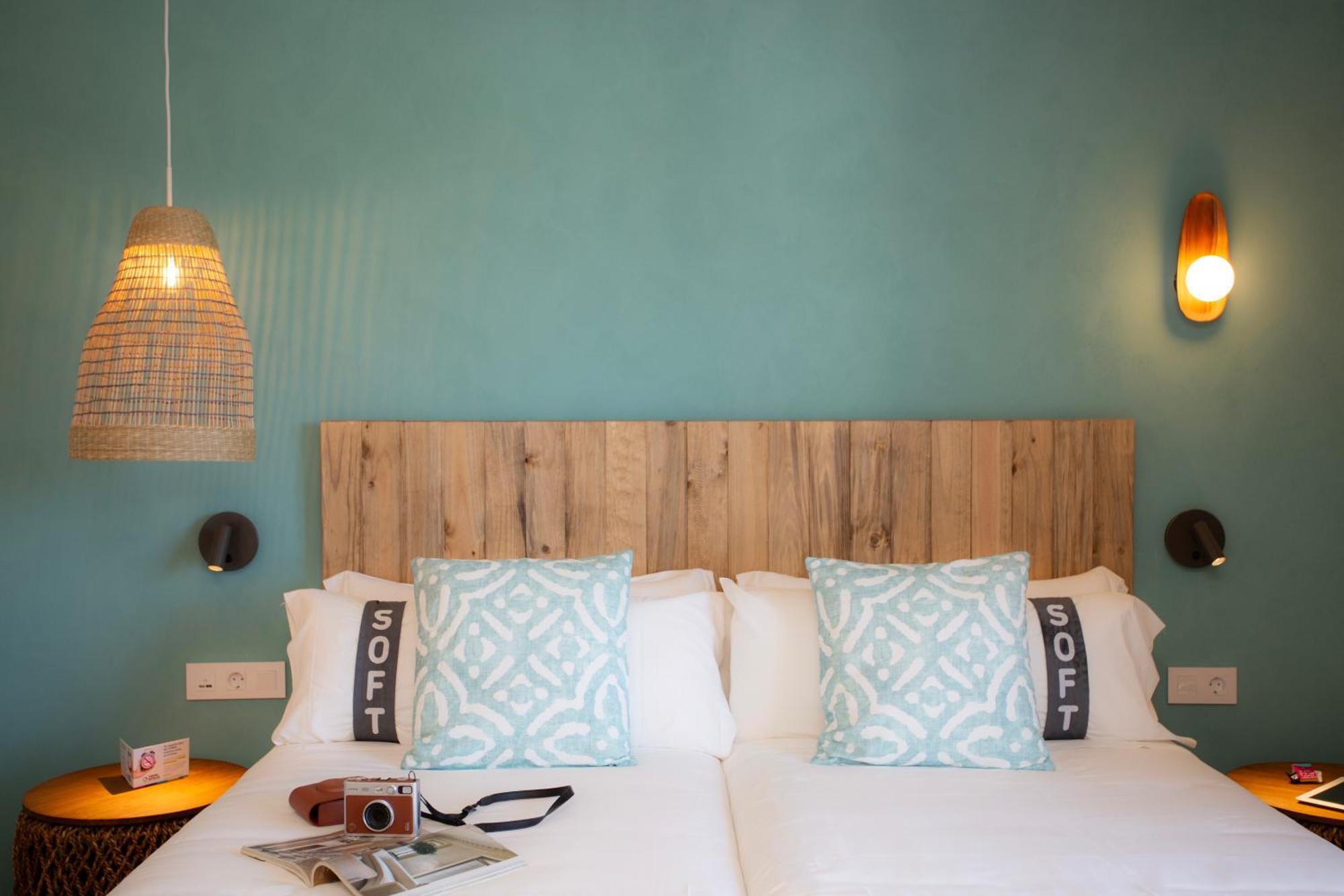 Hotel Casual Bahia Ibiza 3*