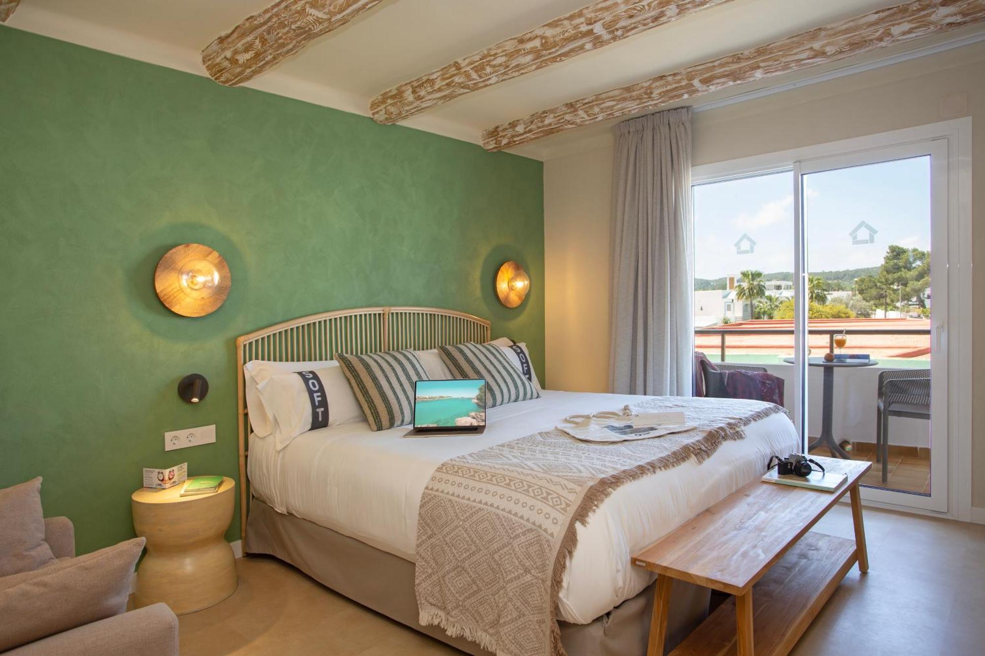 Casual Bahia Ibiza 3* San Antonio (Ibiza)