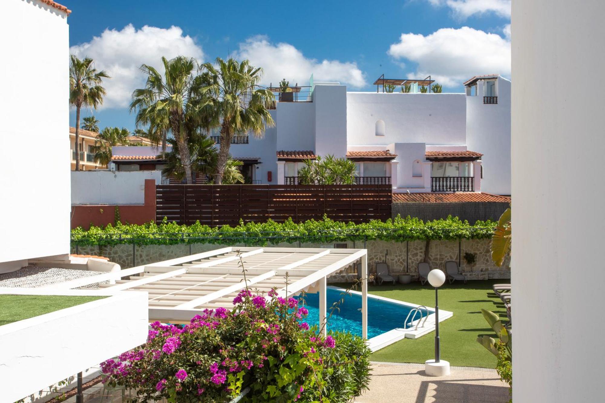 Casual Bahia Ibiza San Antonio (Ibiza)
