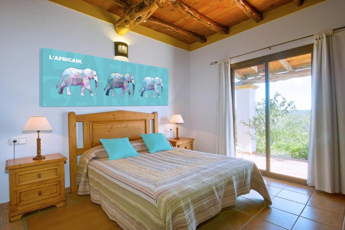 Colonial Wifi, Private Swimmingpool, Aircon