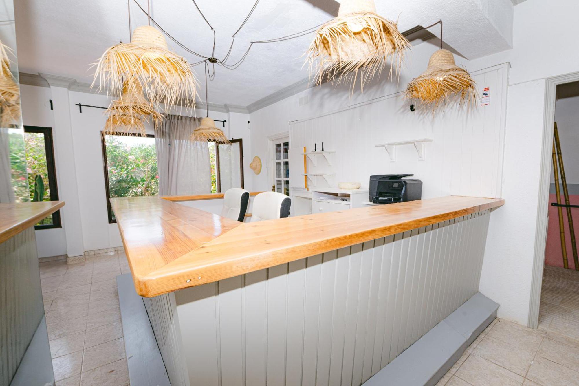 Flamingo By Nest Hostel Cala Llenya (Ibiza)