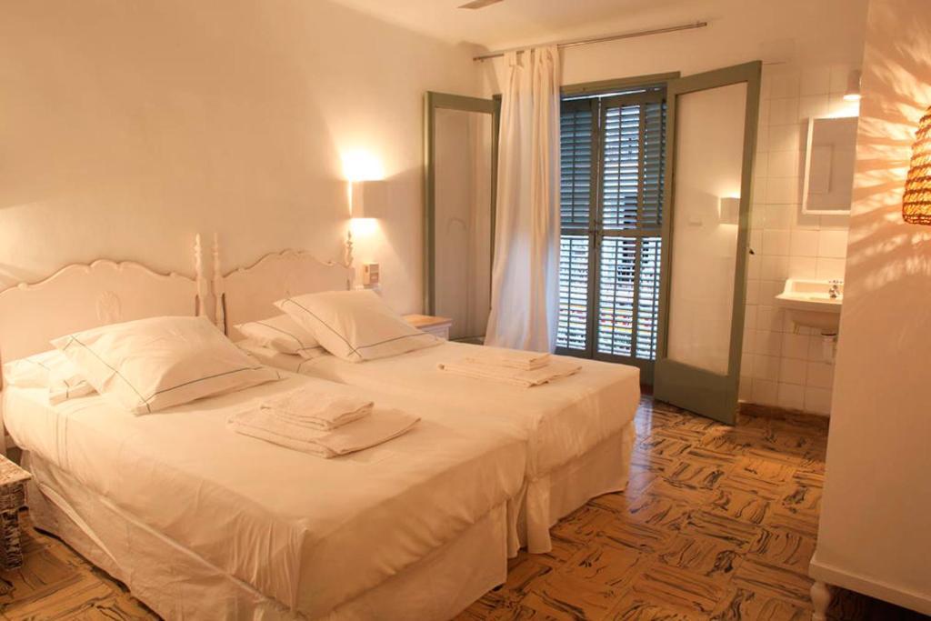 Juanita Ibiza Town