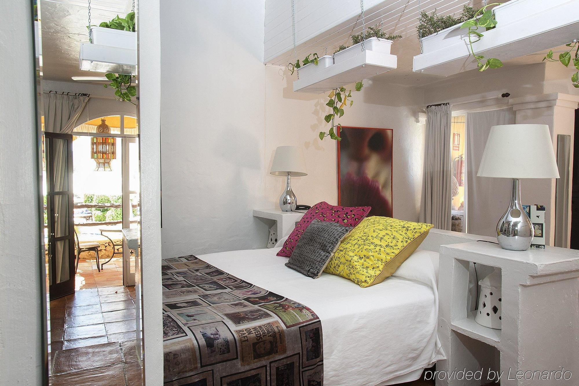 Hotel Pikes Ibiza (adults Only) 4*