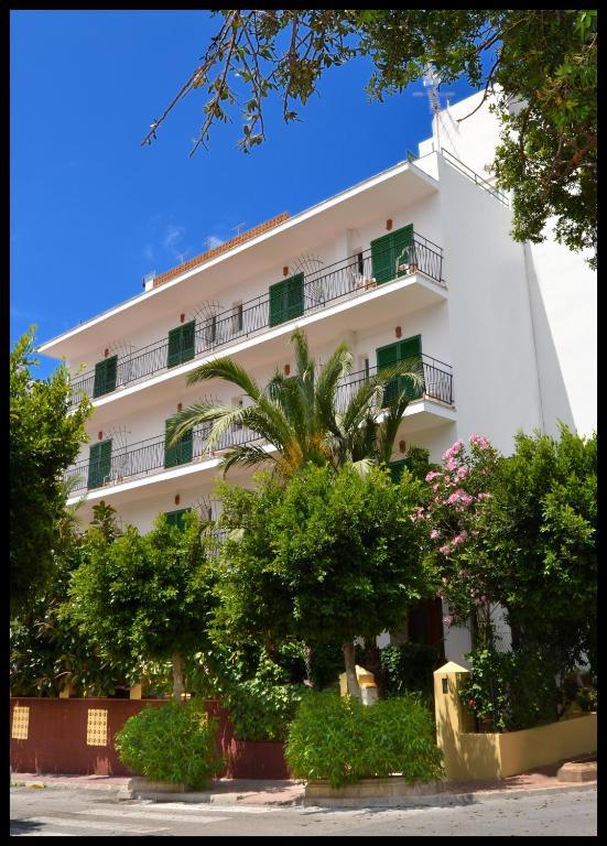 Guest house Valencia 2*