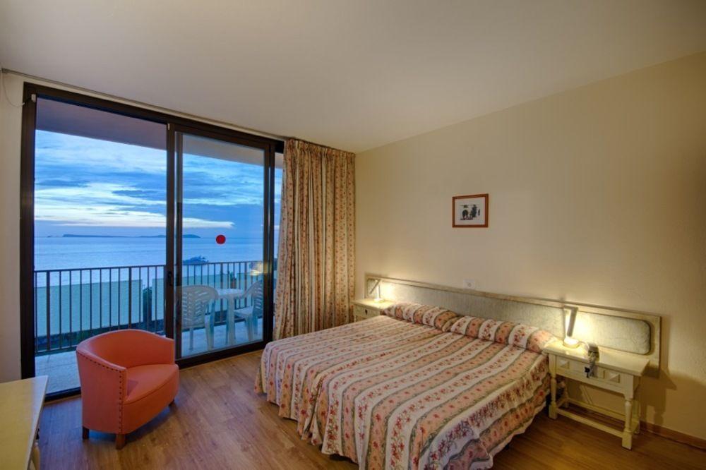 Hotel Abrat 3*