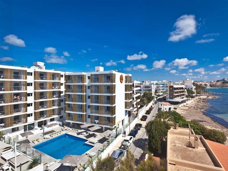 Ryans - Only Adults Aparthotel