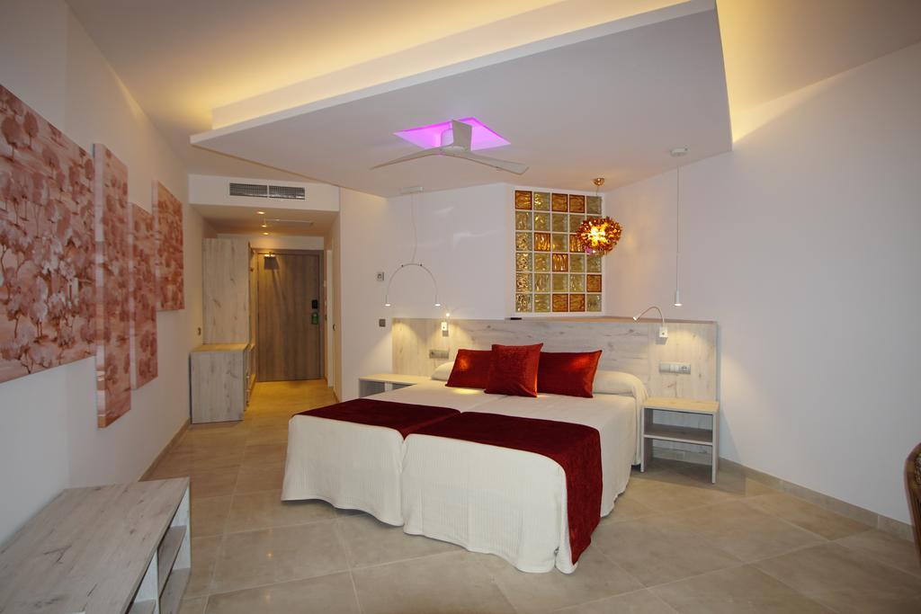 Hotel Abrat San Antonio (Ibiza)