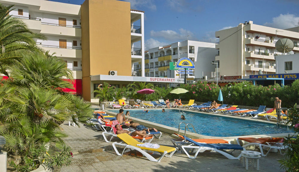Bahia De 2* San Antonio Abad