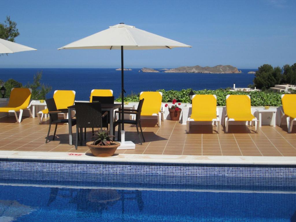 Casa de hóspedes Cala Moli 3*