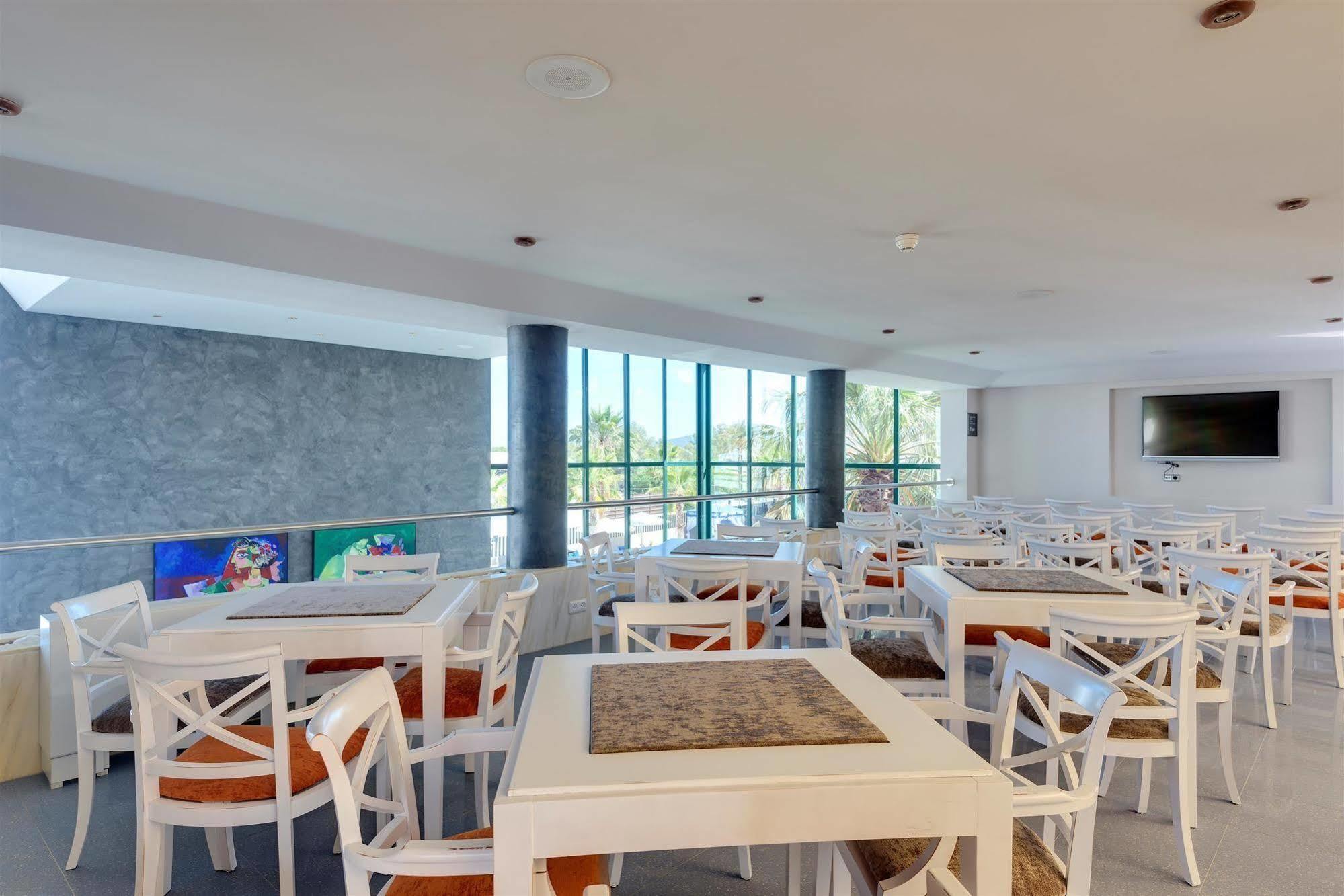 Occidental Ibiza Hotel 4*