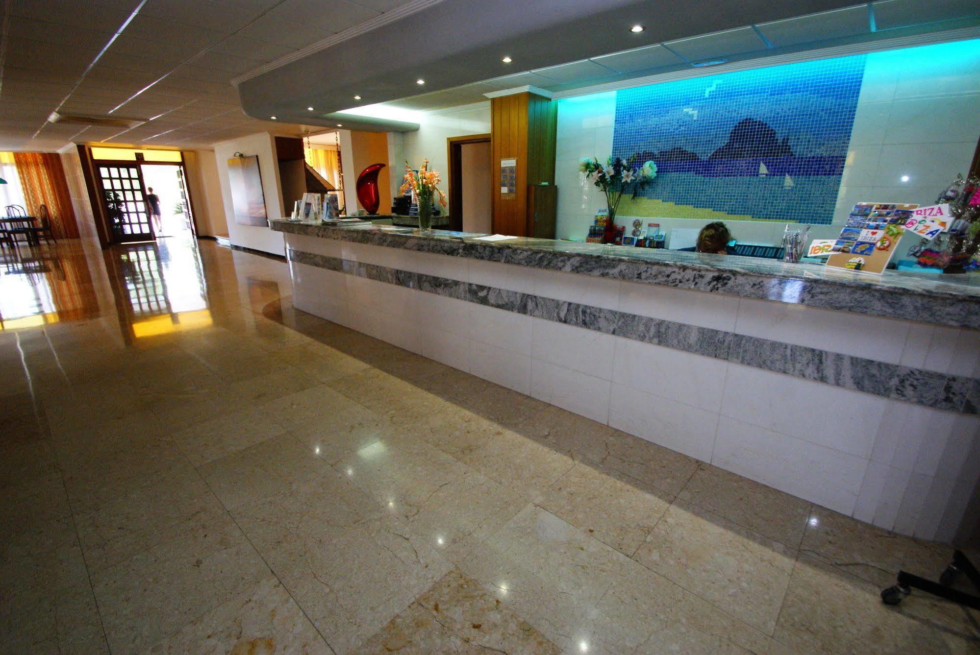 Abrat Hotel