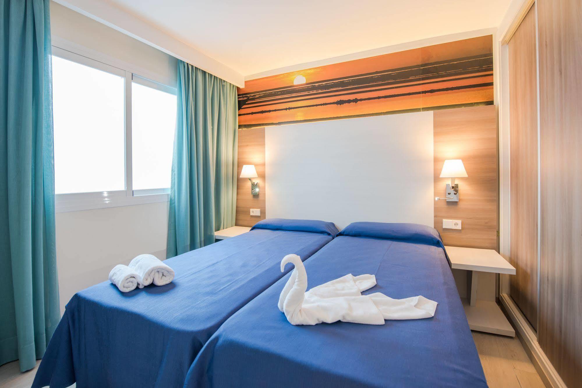 Aparthotel Angeles San Antonio (Ibiza)