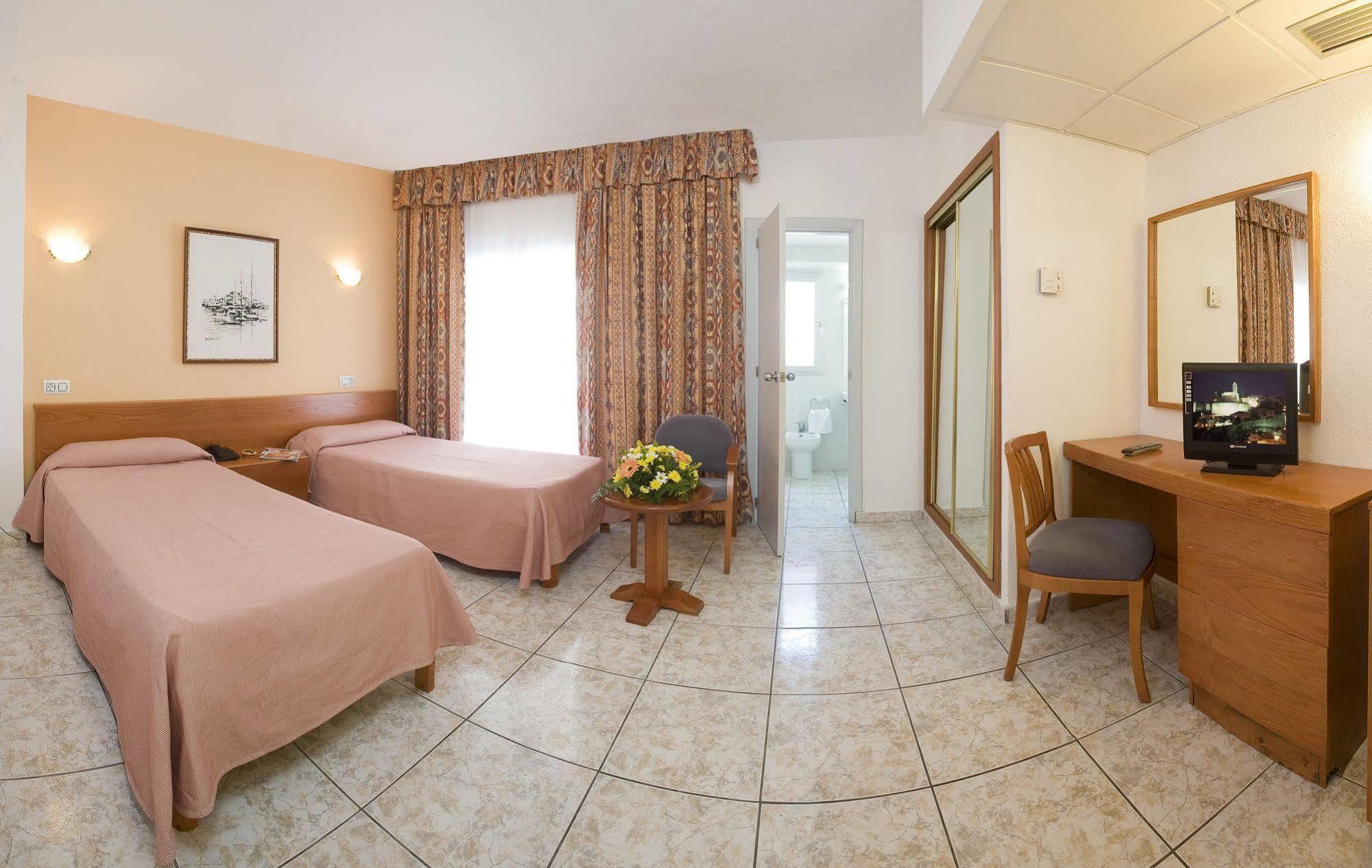 Hotel Tropical