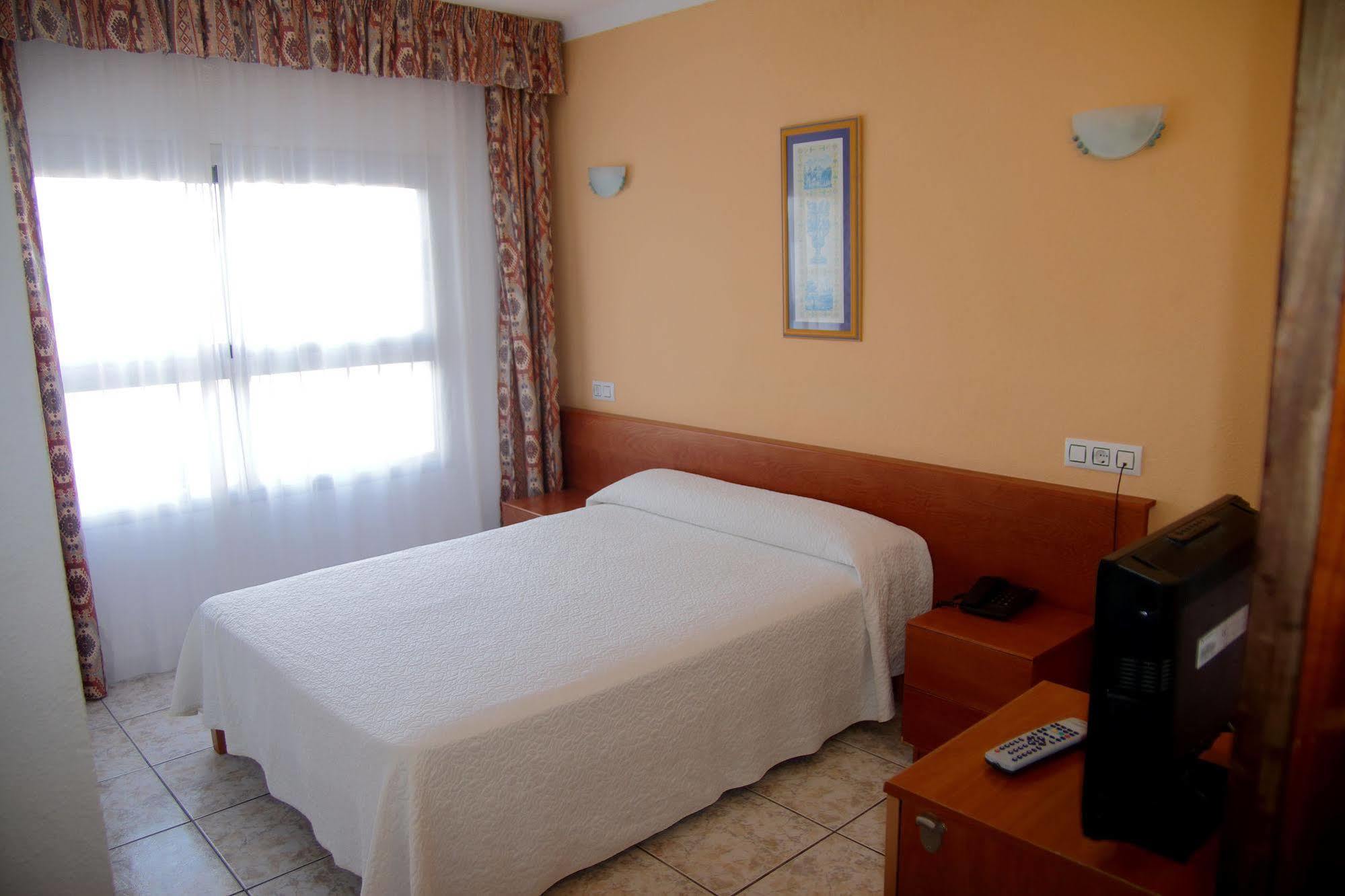 Tropical 3* San Antonio (Ibiza)