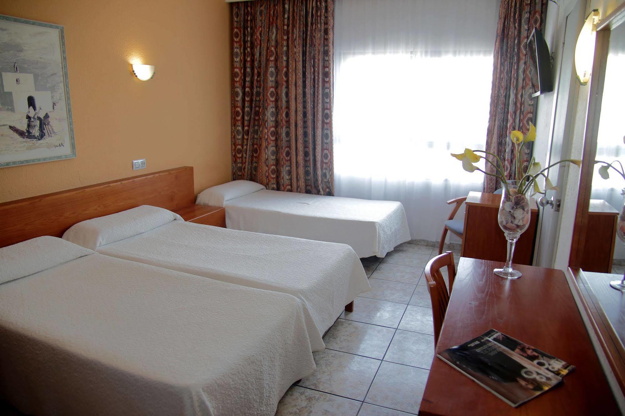 Hotel Tropical 3*