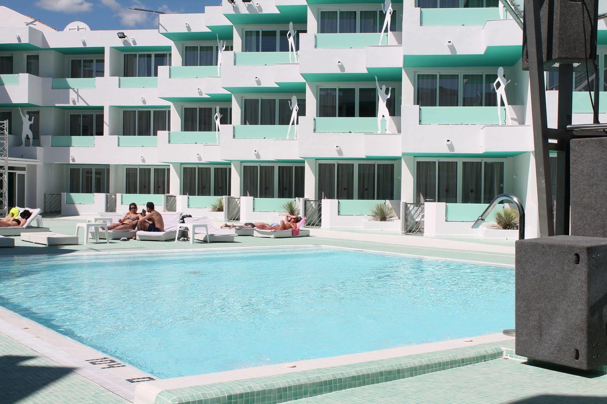 Bora Bora - Adults Only Aparthotel Playa d'en Bossa
