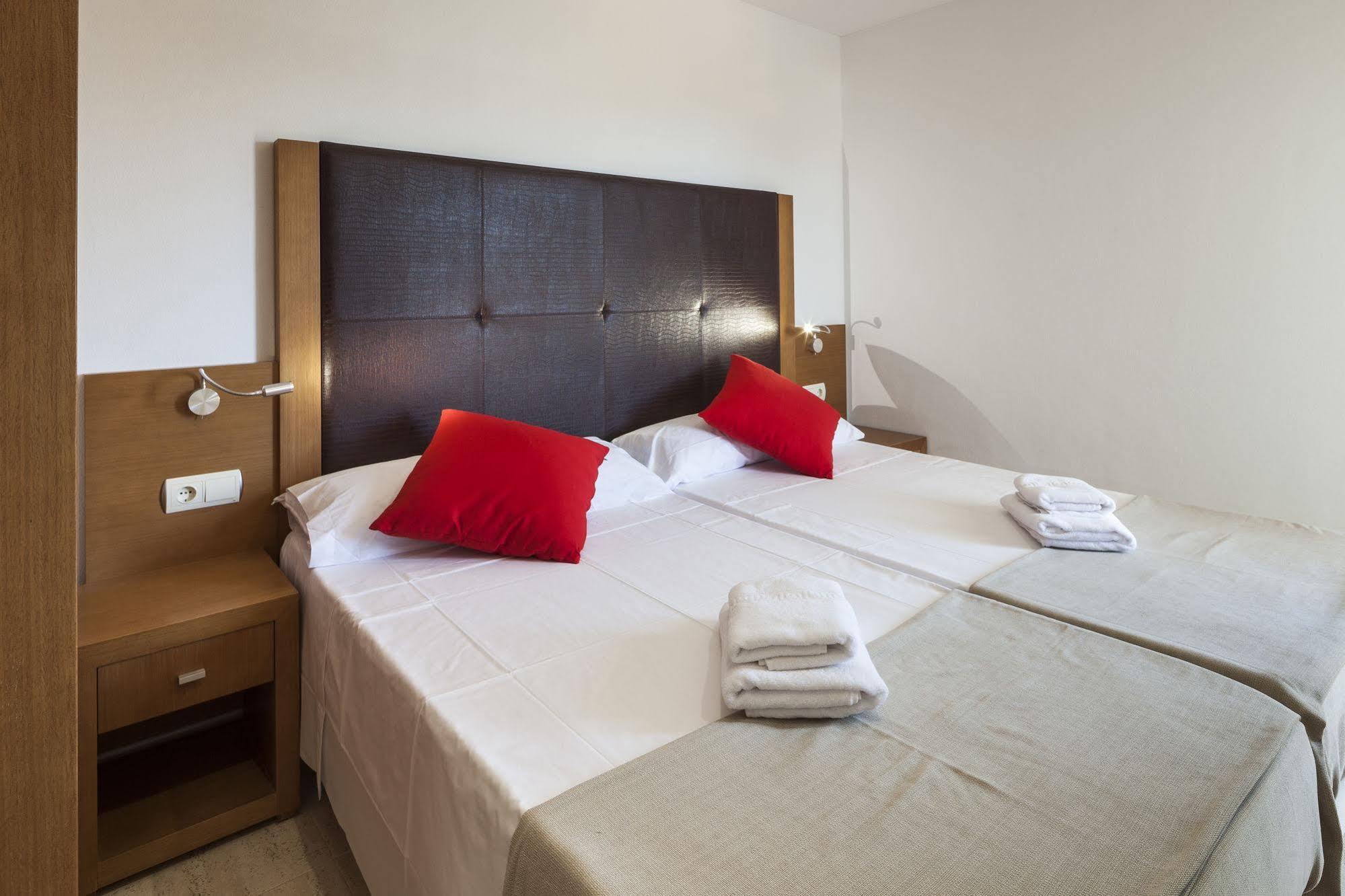 Ibiza Heaven (adults Only) * Playa d'en Bossa