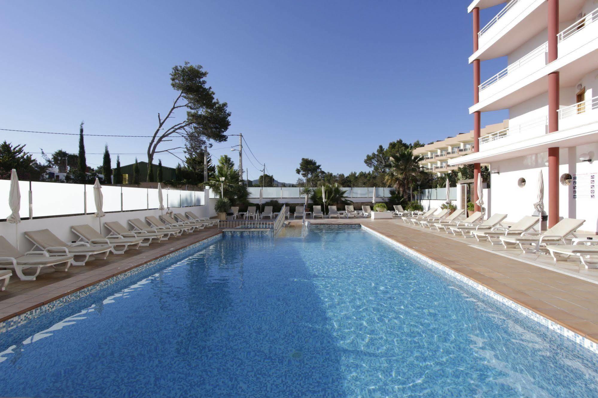 Aparthotel La Kiki San Antonio (Ibiza)