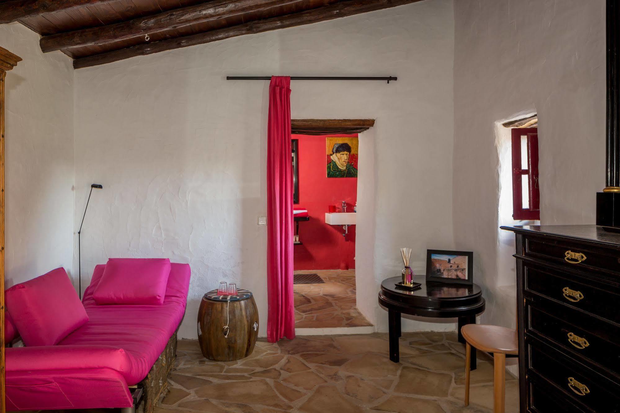 Sastre Boutique Hotel 4*