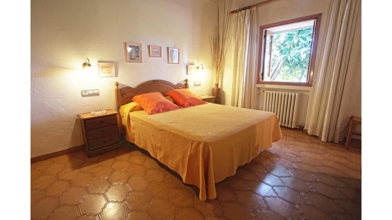 Nieves Is A Beautiful Set In A Rural Location Yet It Is Still Only A 5 Minute Drive From And San Rafael * Sant Antoni de Portmany