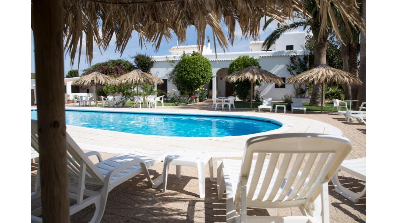 Nieves Is A Beautiful Set In A Rural Location Yet It Is Still Only A 5 Minute Drive From And San Rafael *