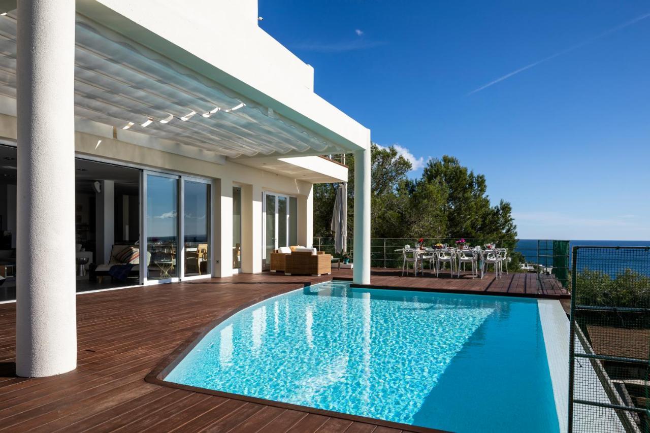 Infinity -amazing Luxury 3 Pools & Jacuzzi