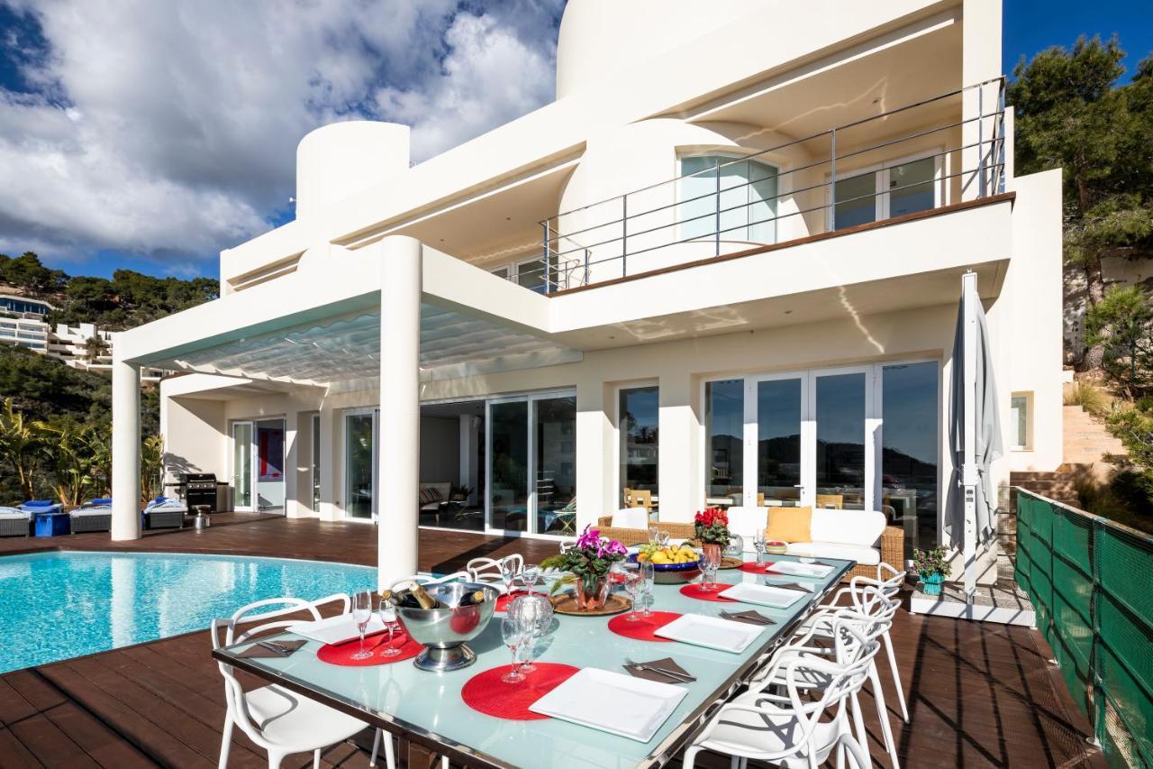 Villa Infinity -amazing Luxury 3 Pools & Jacuzzi