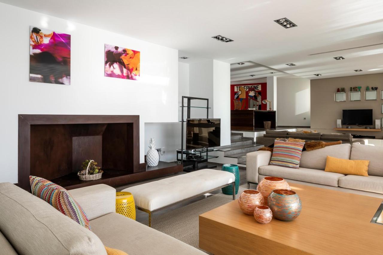Villa Infinity -amazing Luxury 3 Pools & Jacuzzi Roca Llisa