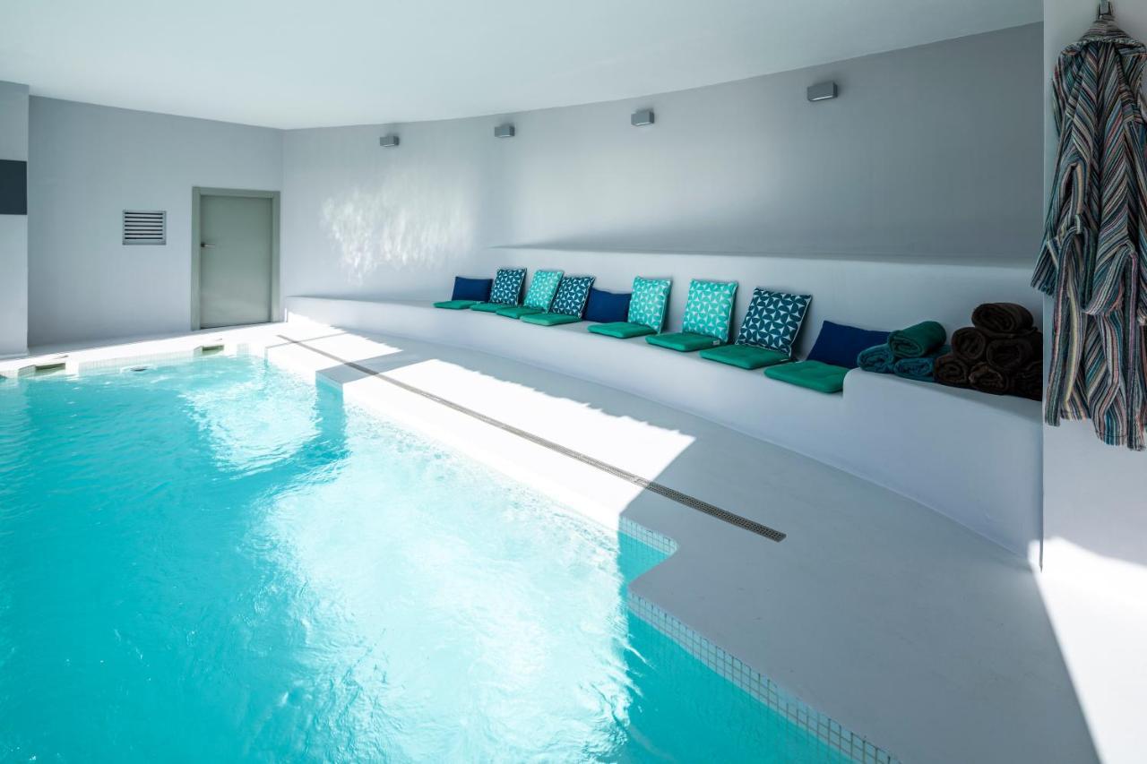 Infinity -amazing Luxury 3 Pools & Jacuzzi Villa *