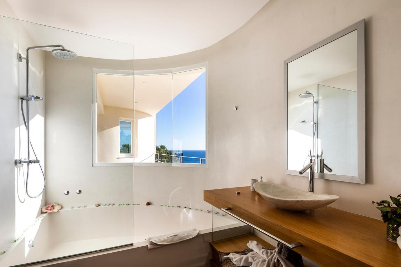 Infinity -amazing Luxury 3 Pools & Jacuzzi Villa *