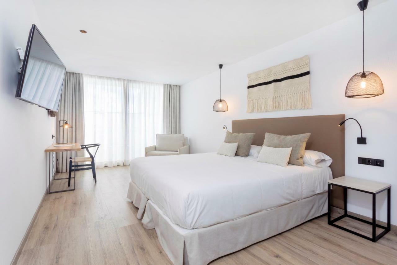 Hotel Sa Clau By Mambo San Antonio (Ibiza)