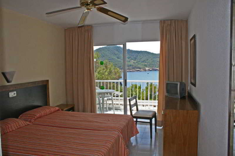 D-h Club Vista Bahia 3* Portinatx