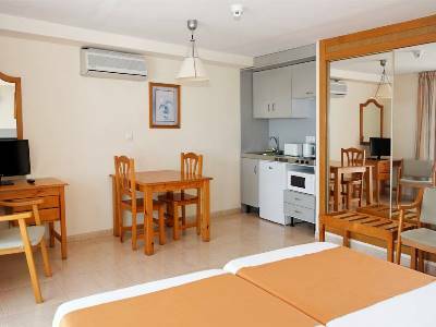Aparthotel Reco Des Sol Sant Antoni de Portmany