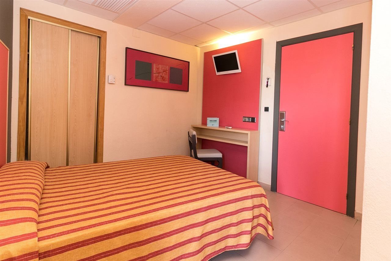 Hotel The Red - Adults Only San Antonio (Ibiza)