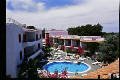 Apartahotel Del Sol 3* Santa Eularia des Riu