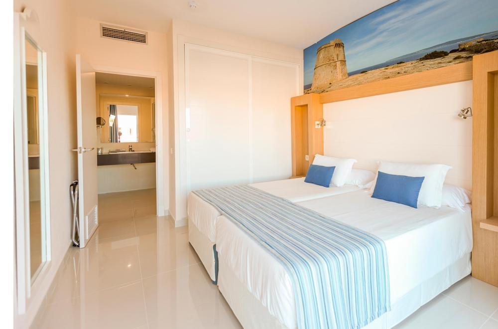 Sirenis Seaview Country Club 4* San Antonio (Ibiza)