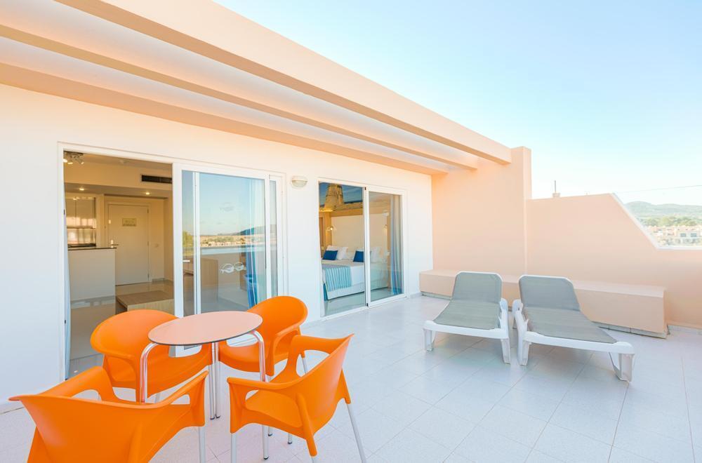 Hotel Sirenis Seaview Country Club
