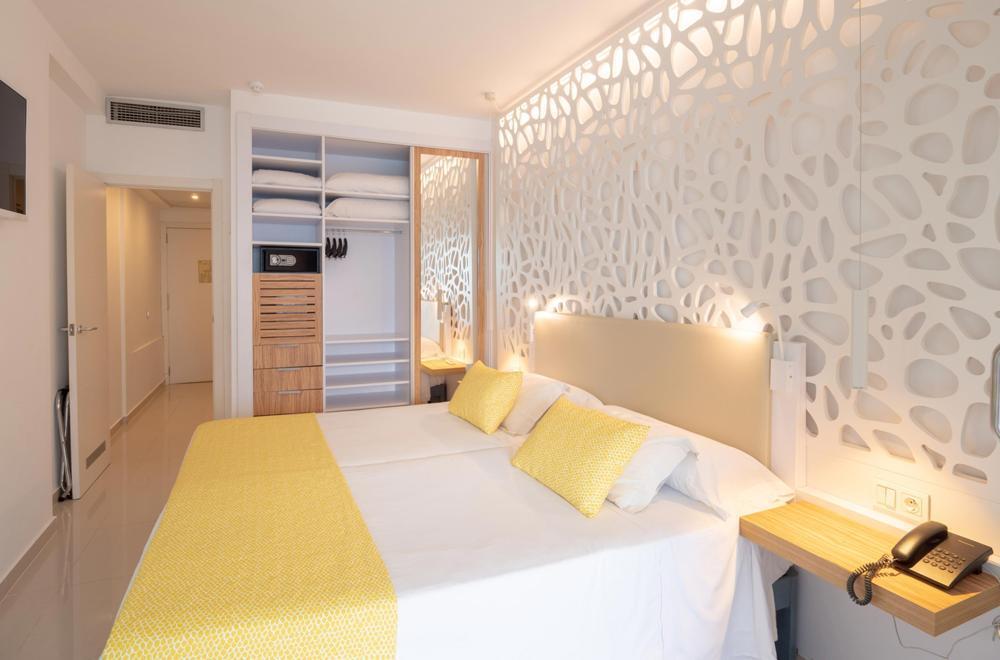 Sirenis Seaview Country Club 4* San Antonio (Ibiza)