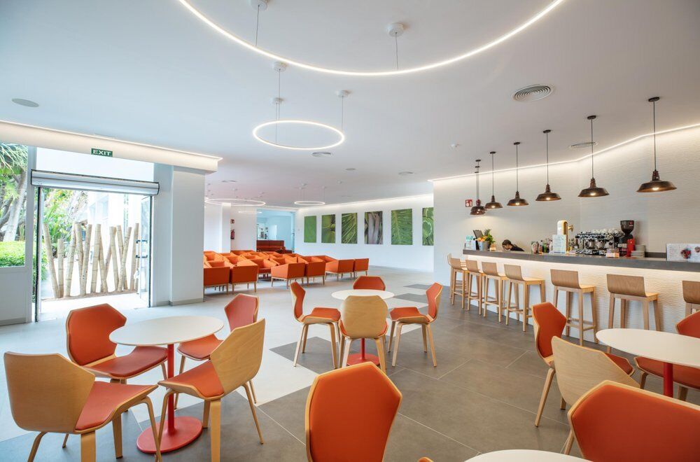 Sirenis Club Aura Hotel 4*