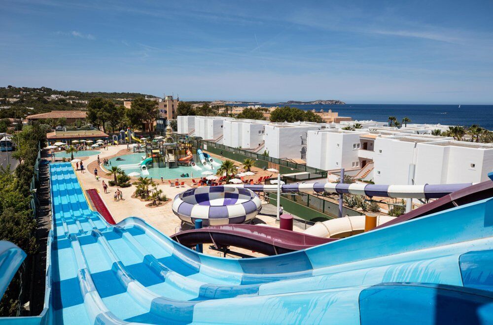 Sirenis Club Aura Hotel