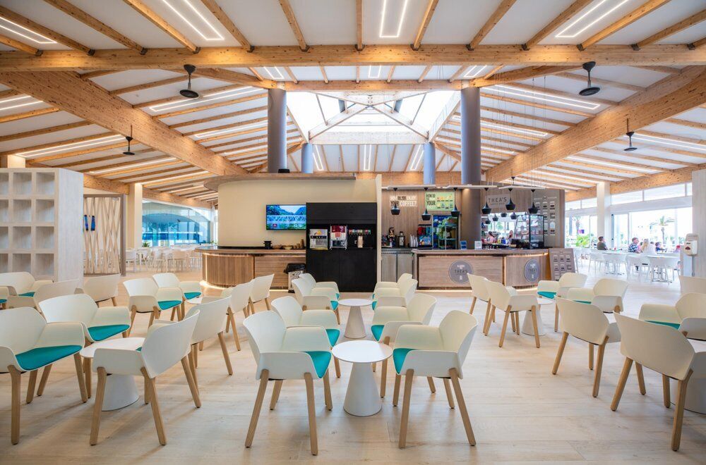 Sirenis Club Aura 4*