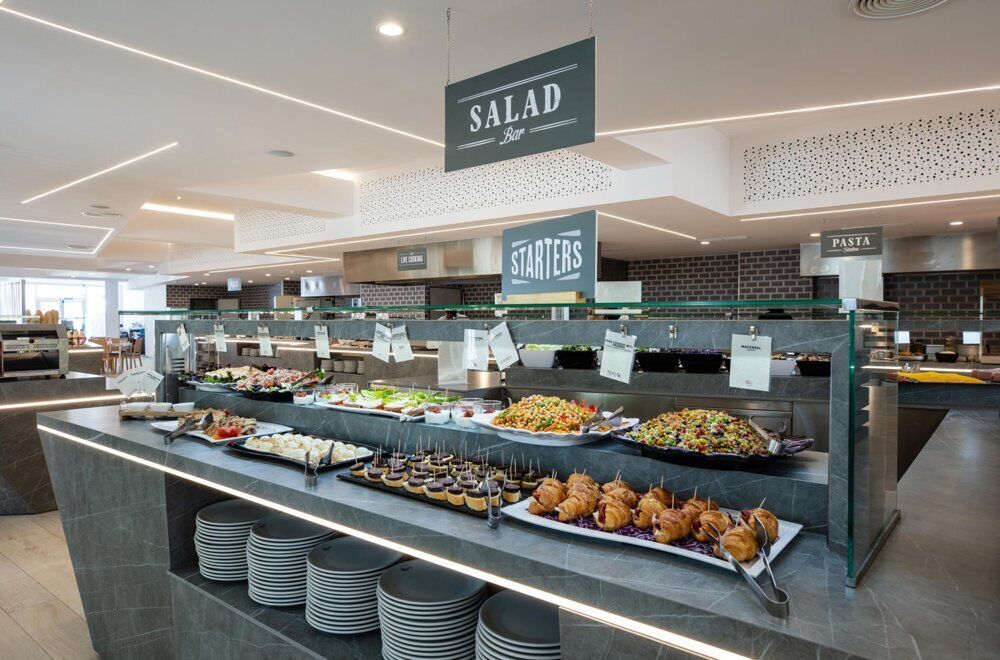 Sirenis Club Aura Hotel 4*