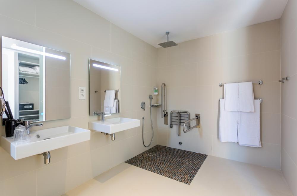 Sirenis Club Aura Hotel 4*
