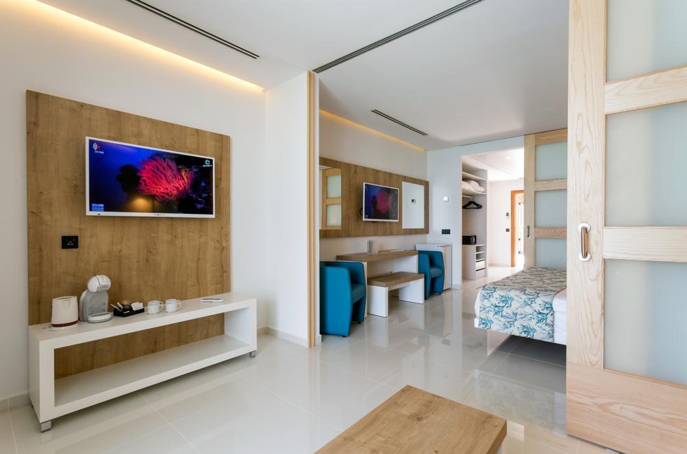 Hotel Sirenis Club Aura San José