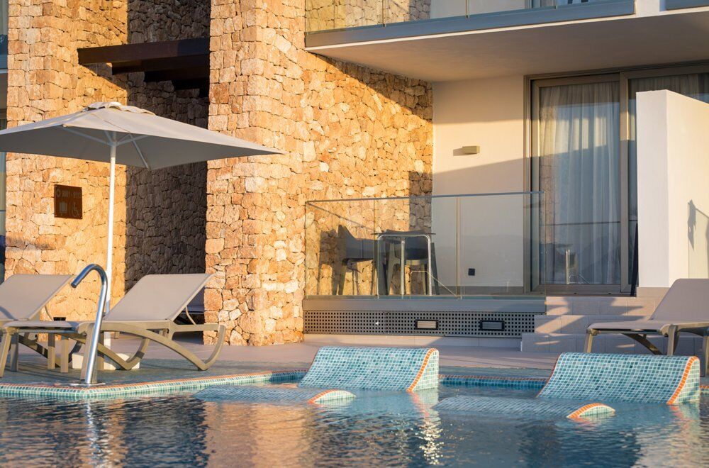 Sirenis Club Aura 4*